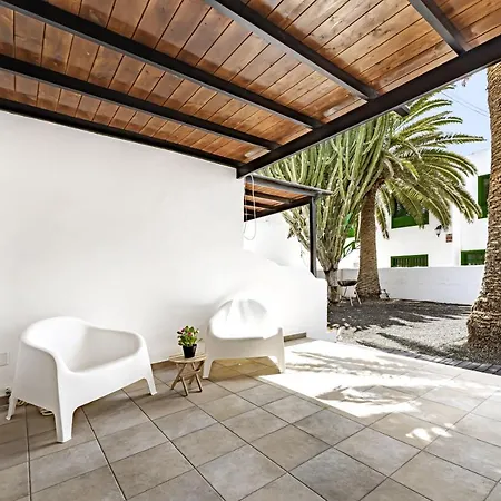 Tagoror 2 - Great Location Apartment *