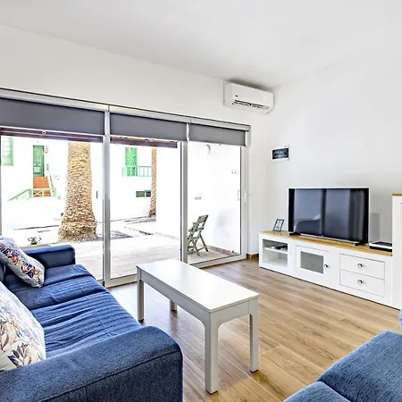 Tagoror 2 - Great Location Apartment